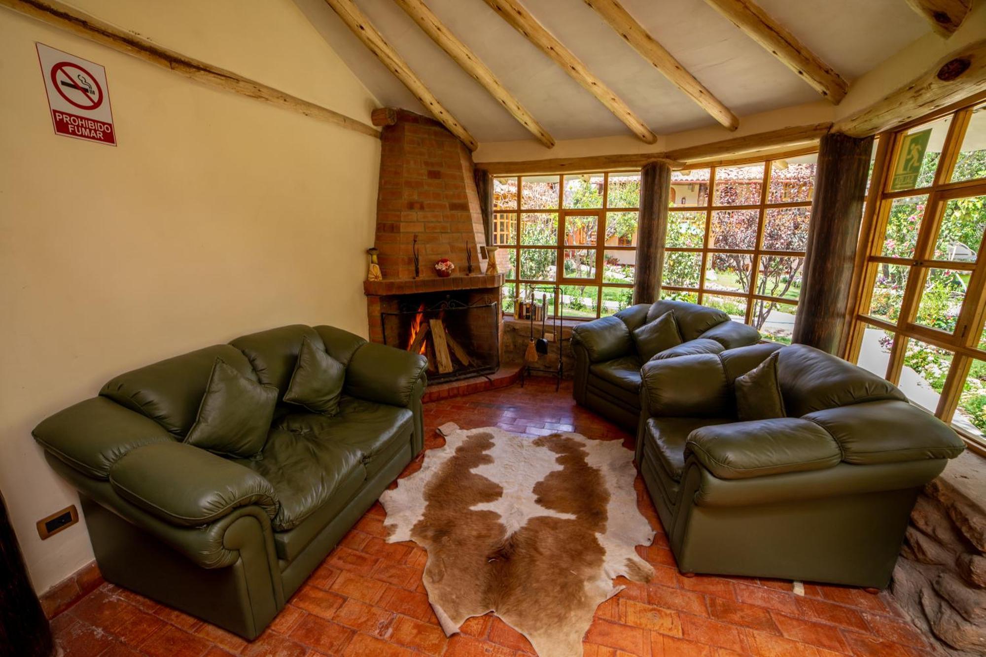 Iorana Hotel Urubamba Luaran gambar